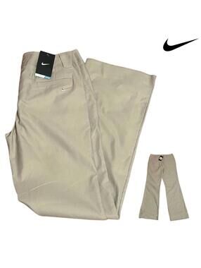 Women’s NWT Nike Coaches Chino Pants - Size 8